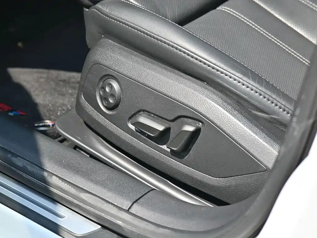 Audi A4L — миниатюра 13