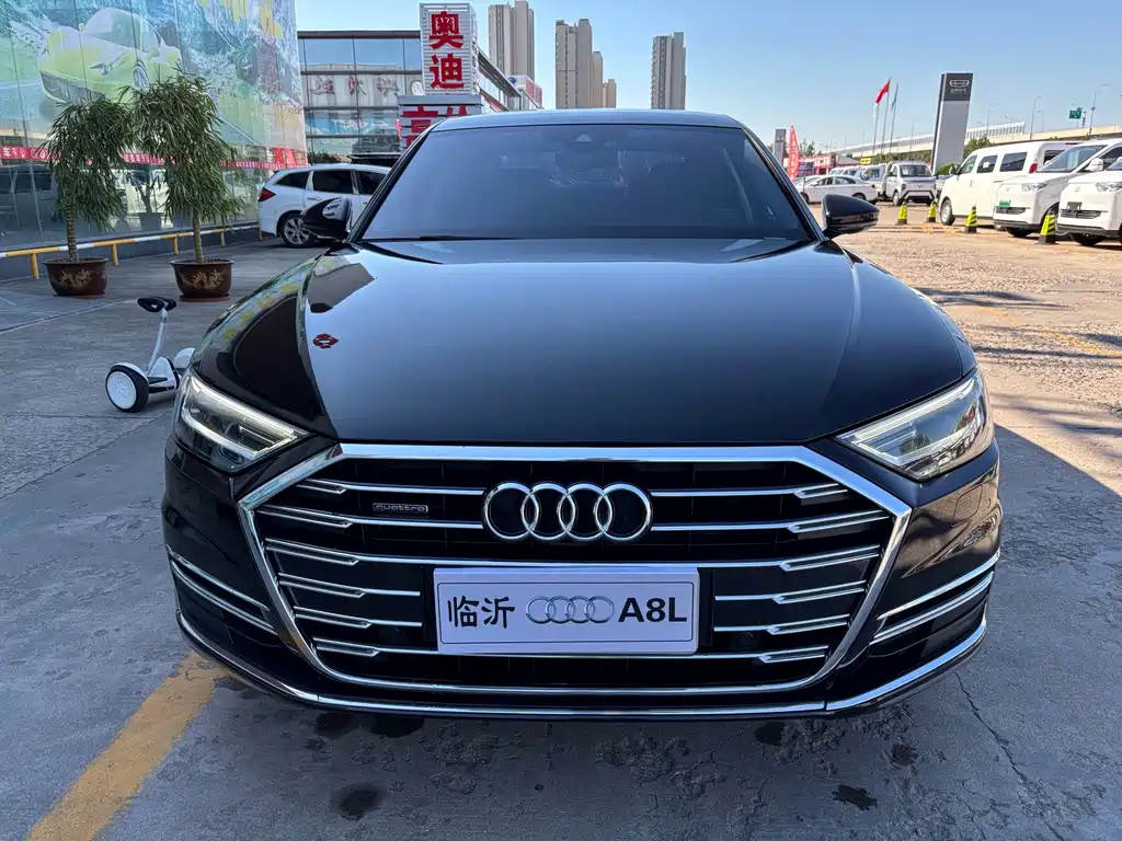 Audi A8 — миниатюра 2