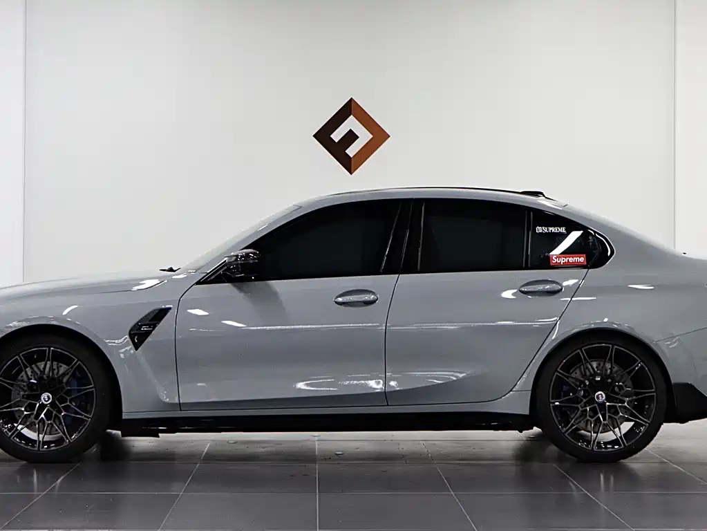 BMW M3 — миниатюра 7
