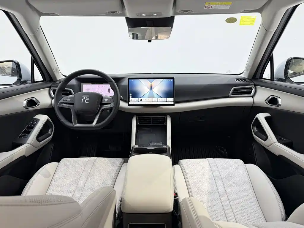 BYD Yuan UP — миниатюра 13