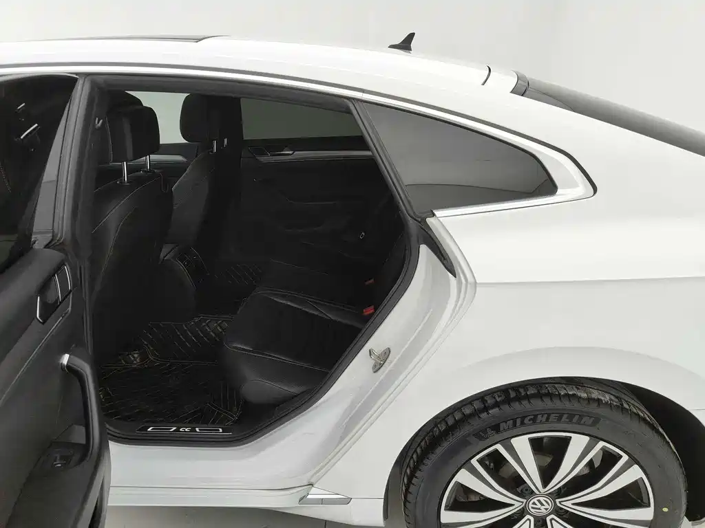 Volkswagen FAW - Passat CC CC 2020 330TSI VI