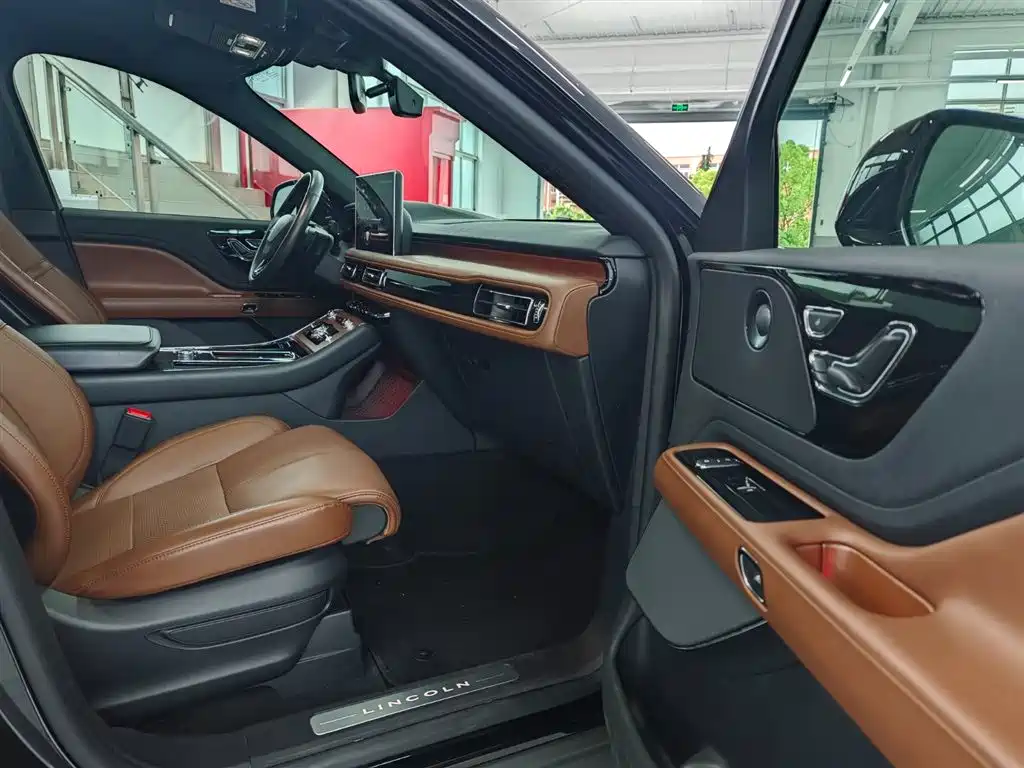 Lincoln Aviator 2021 3.0T V6