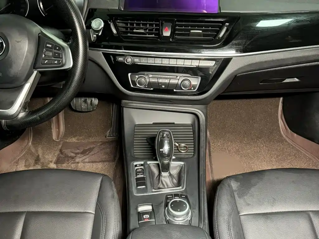 BMW 1 Series — миниатюра 13