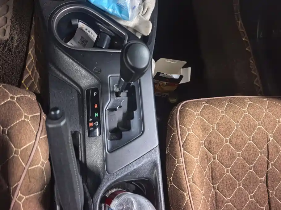 Toyota RAV4 — миниатюра 16