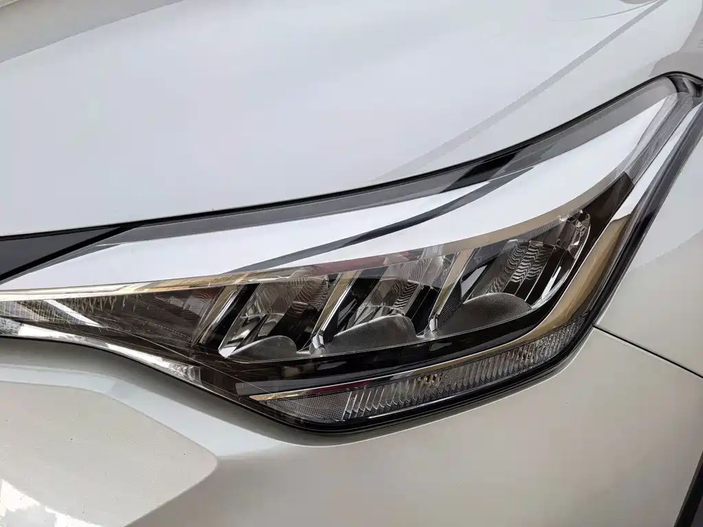 Toyota IZOA — миниатюра 18