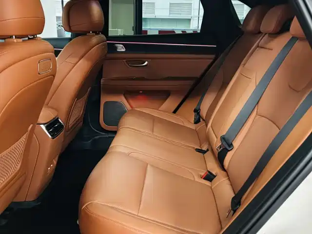 AITO ASK THE WORLD M5