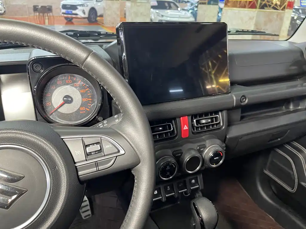 Suzuki Jimny — миниатюра 8