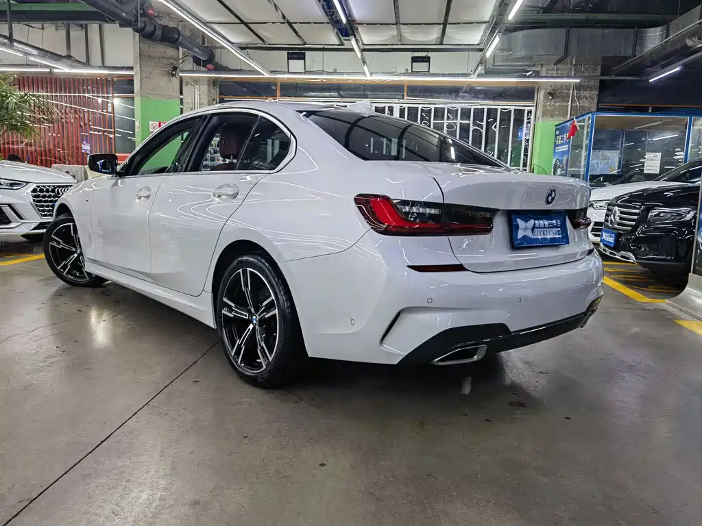 BMW 3 Series 3 2022 325i M Sport