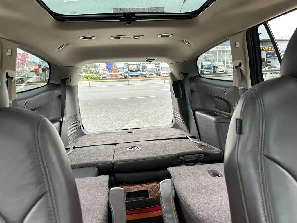 Buick Enclave — миниатюра 24