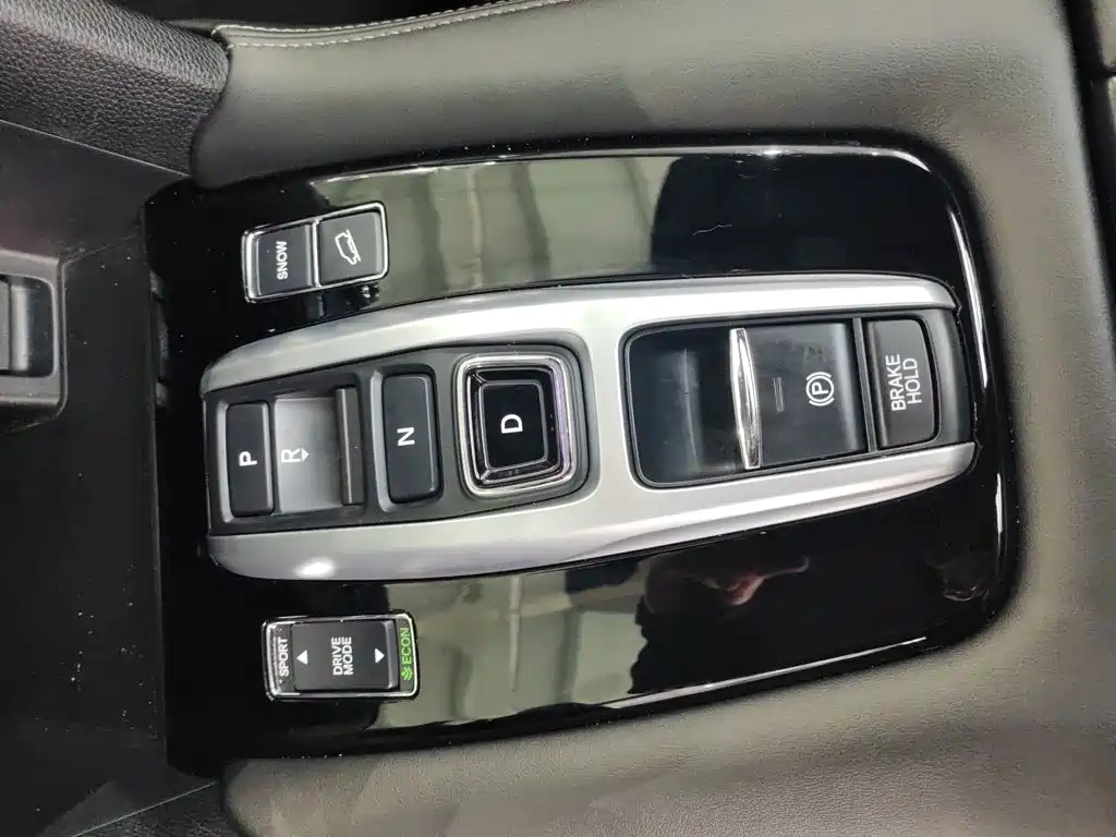 Honda UR-V — миниатюра 8
