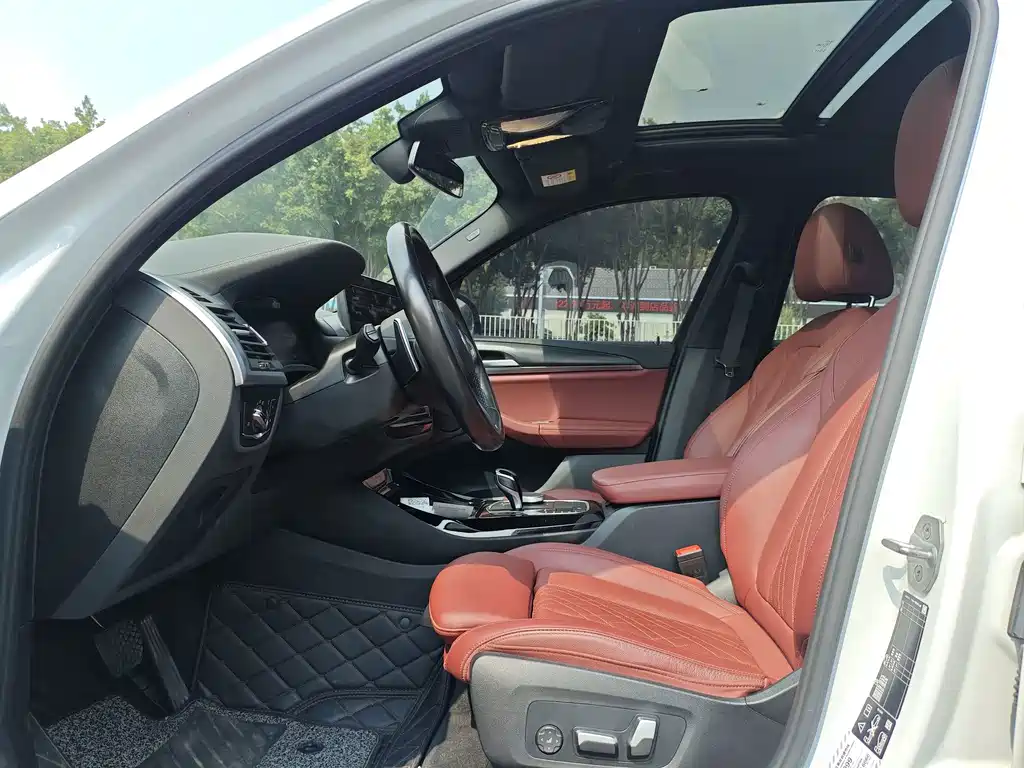BMW X3 — миниатюра 12
