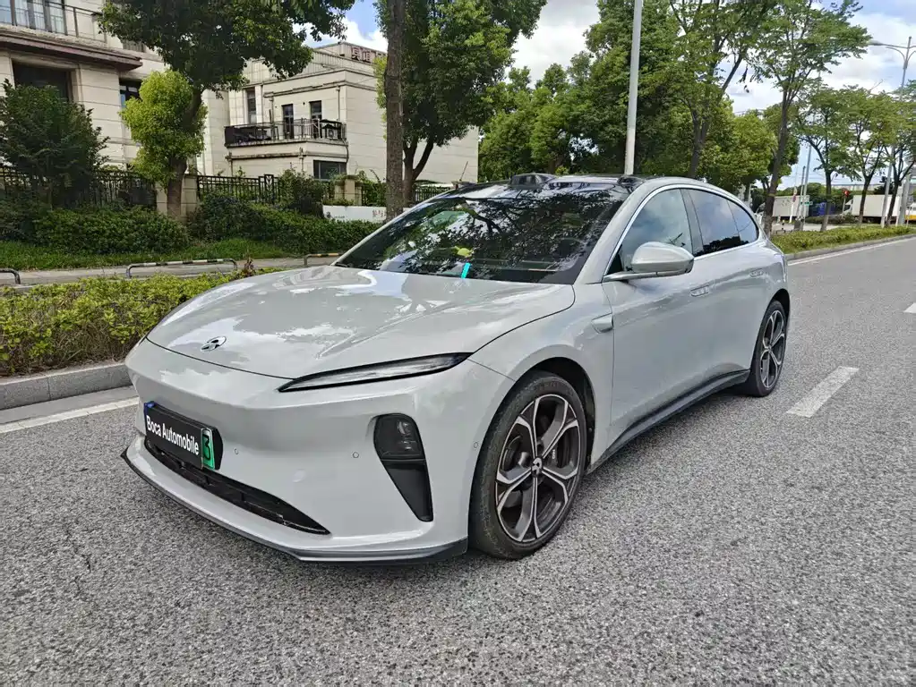 NIO ET5T