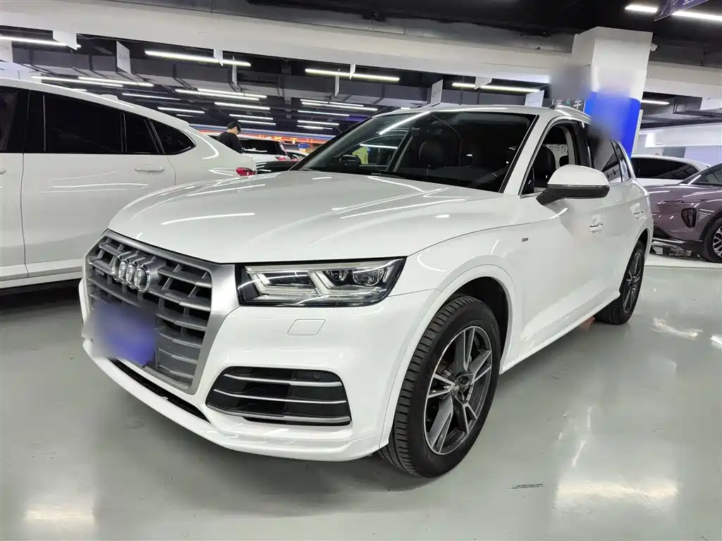 Audi Q5L 2019