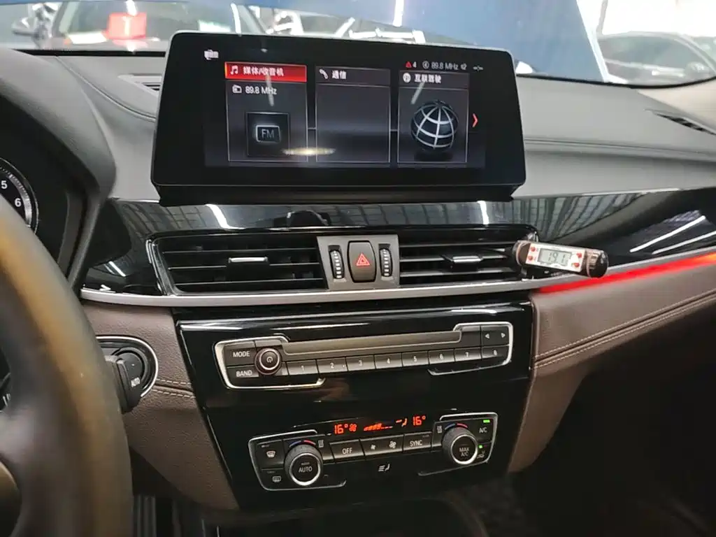 BMW X2 — миниатюра 13
