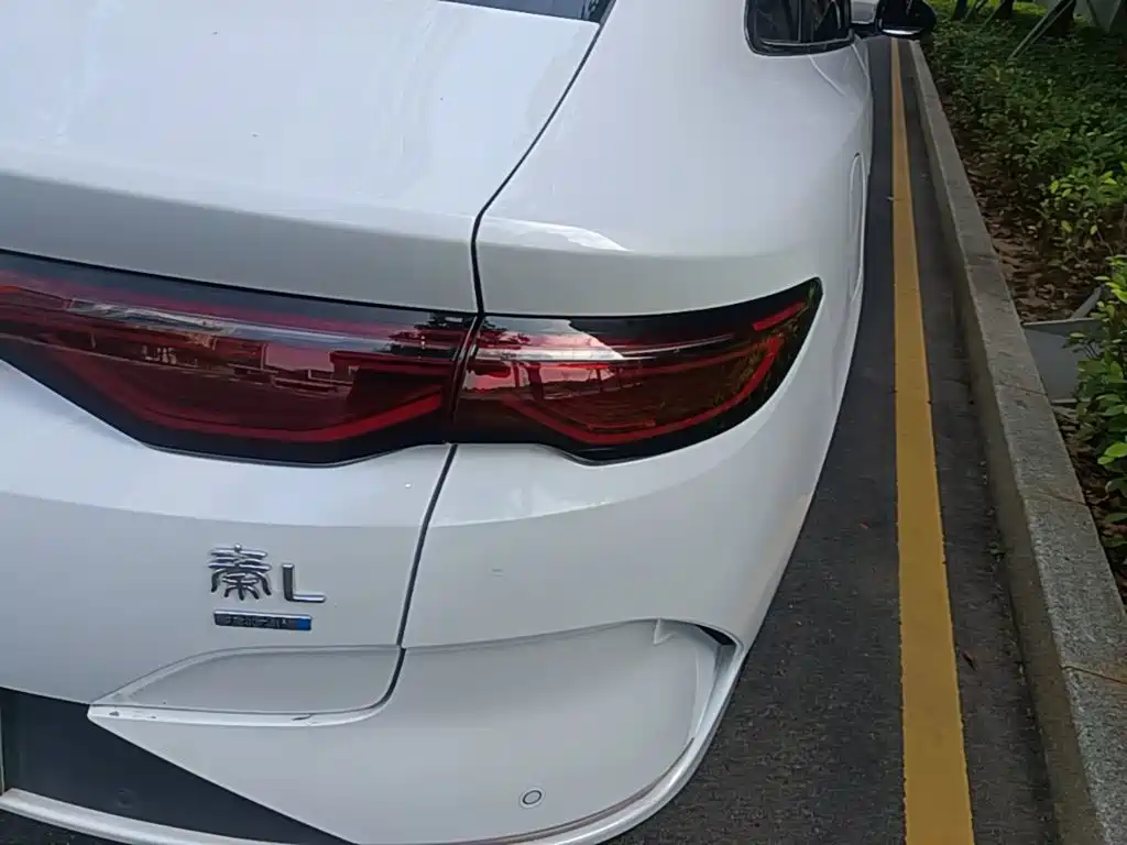 BYD Qin L — миниатюра 8