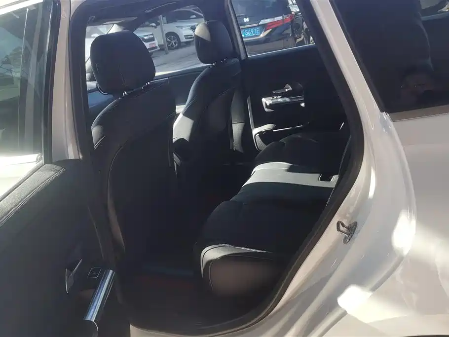 MERCEDES-BENZ B CLASS