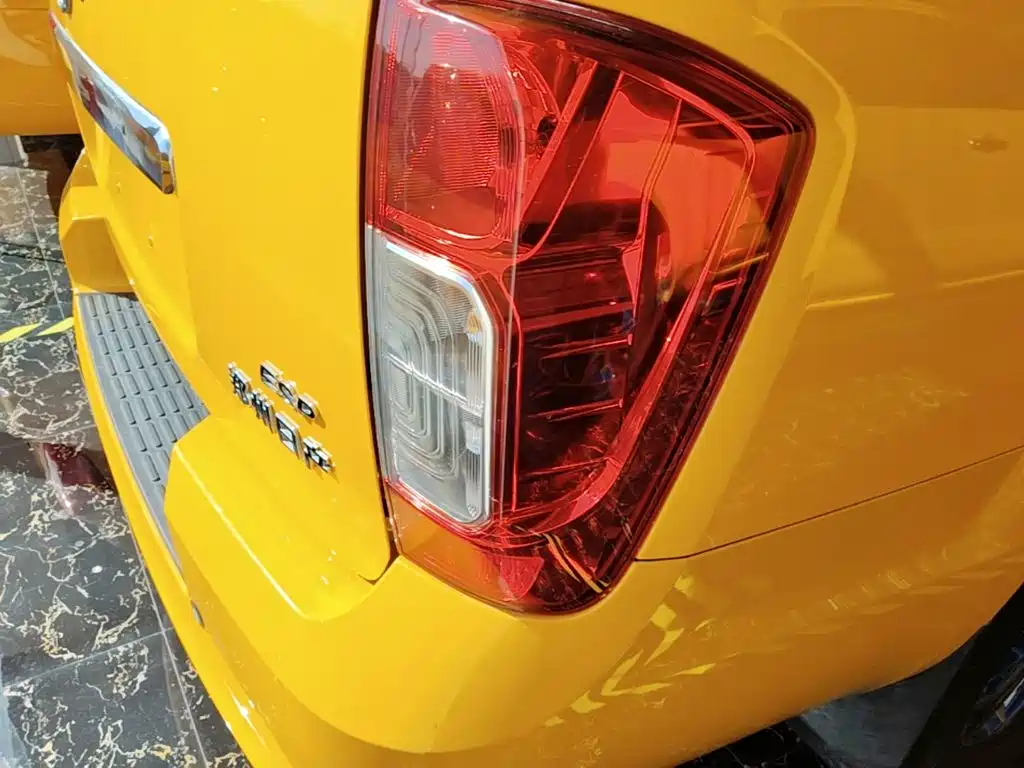 Dongfeng Rich 6 New Energy — миниатюра 8