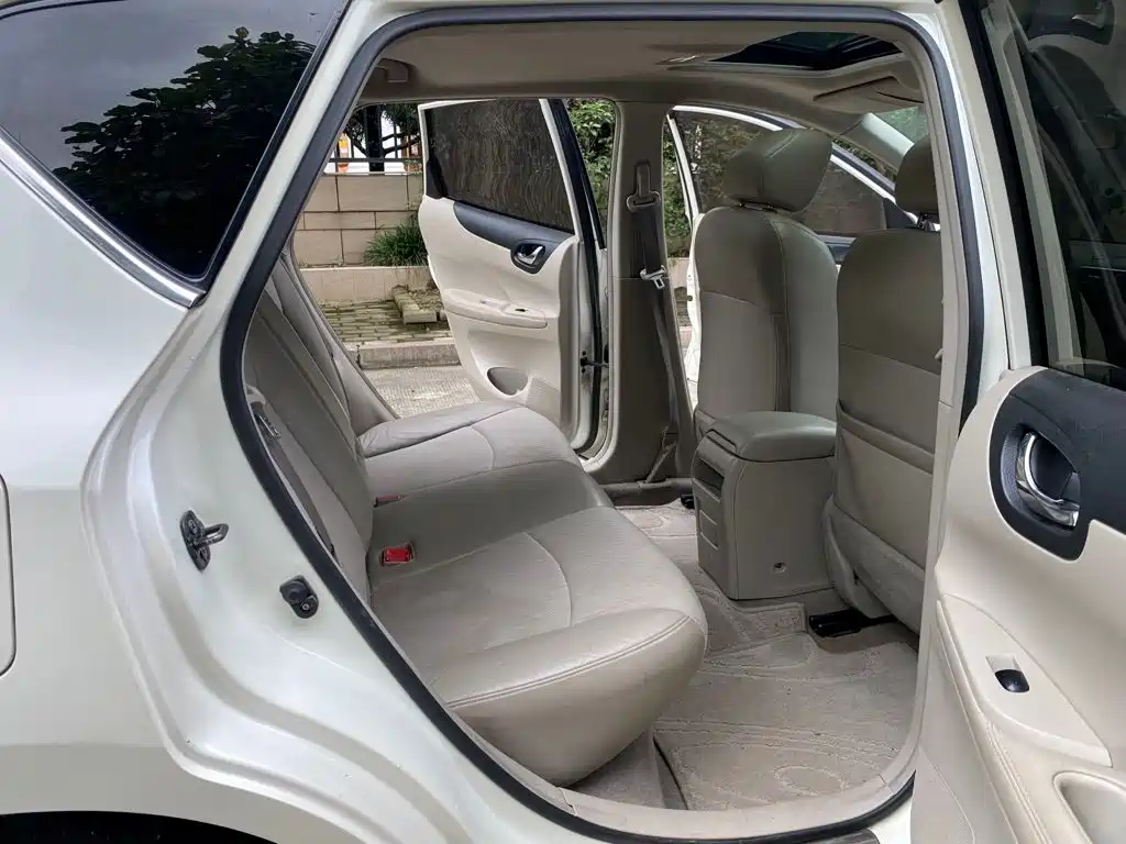 Nissan Tiida 2013 1.6L CVT