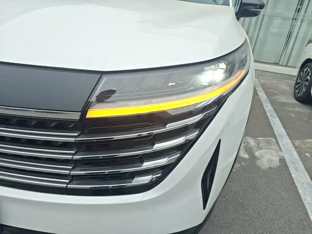 Nissan Teramont — миниатюра 24