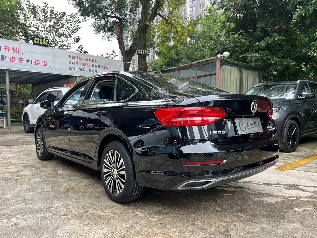 Volkswagen Lavida — миниатюра 17