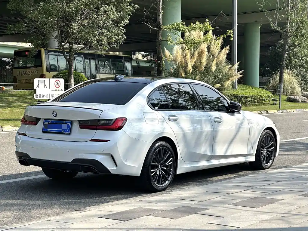 BMW 3 Series 3 2021 325Li M Sport
