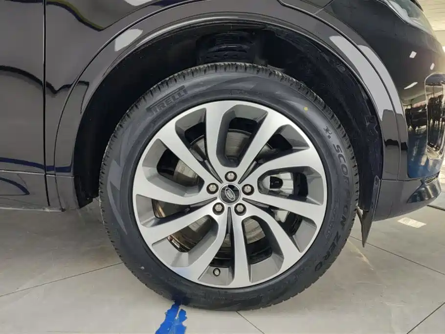 LAND ROVER DISCOVER SPORTS