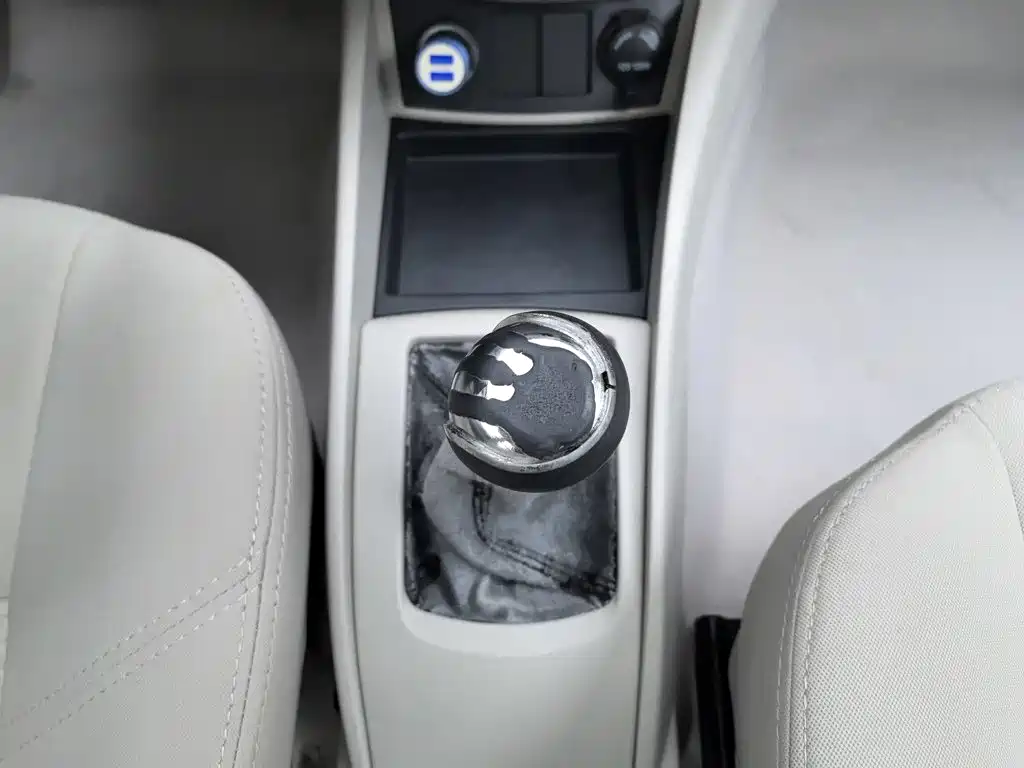 Changan V5 — миниатюра 13