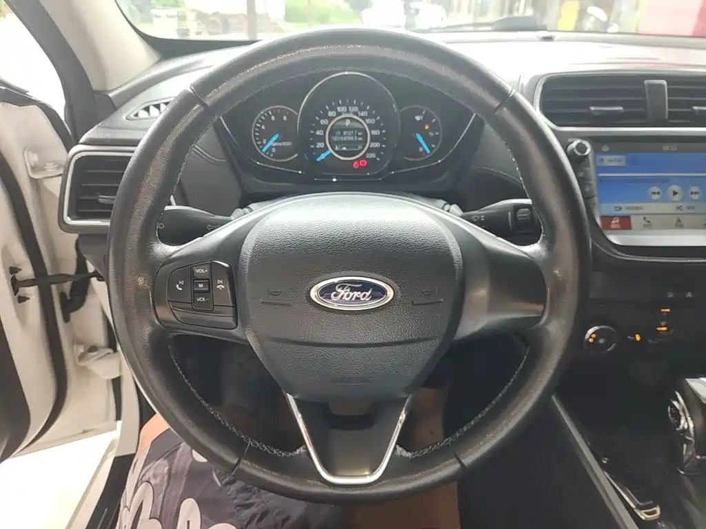 Ford Escort — миниатюра 11