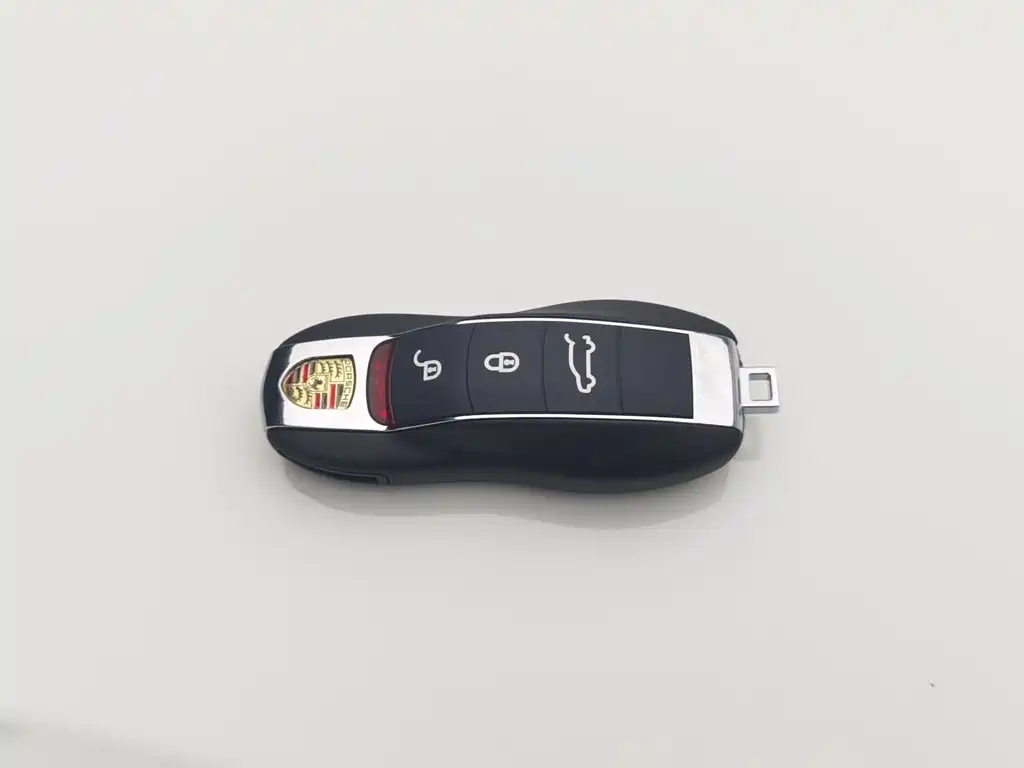 Porsche Macan — миниатюра 19