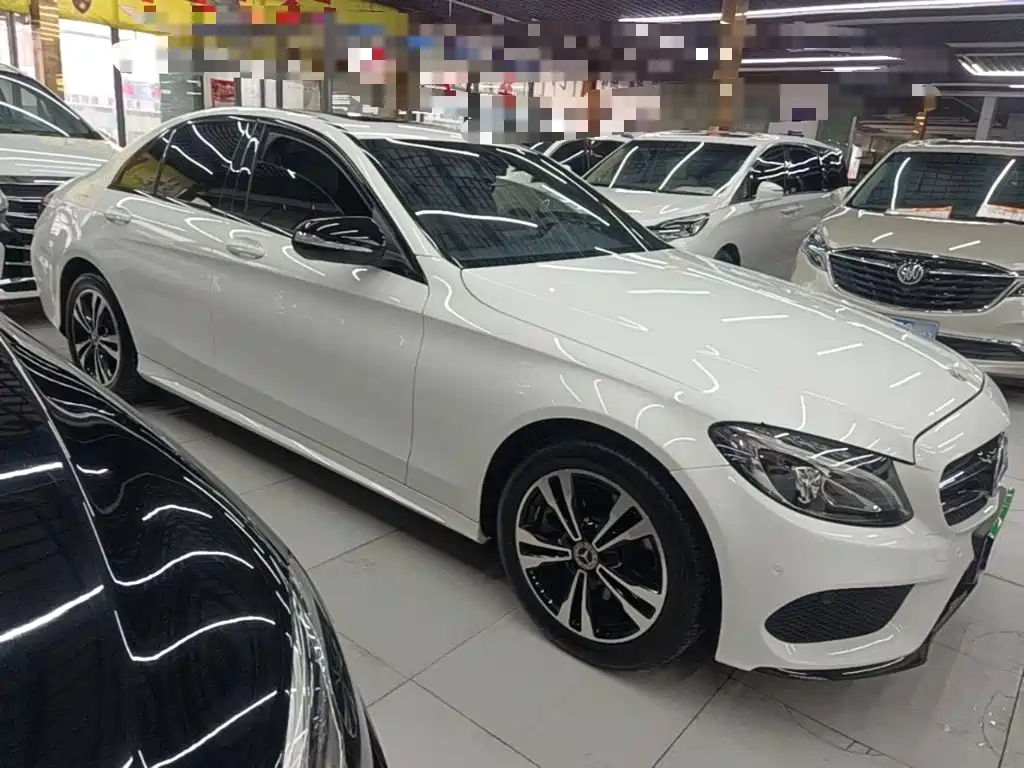 Mercedes-Benz C-Class — миниатюра 4