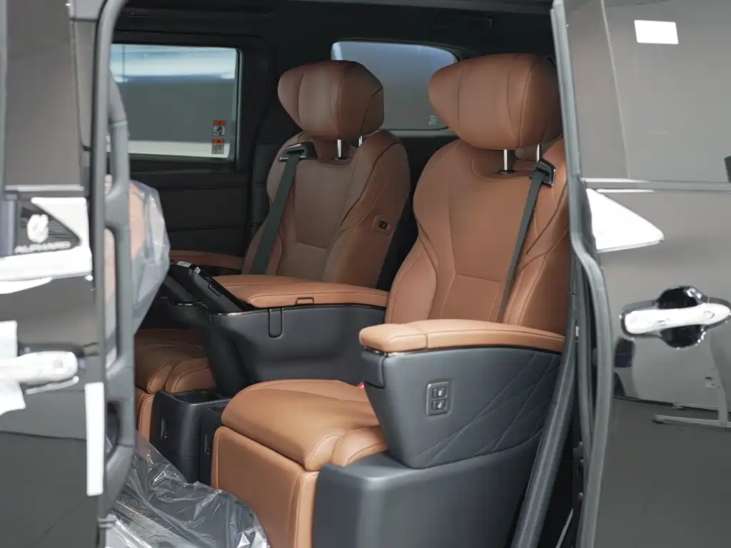 Toyota Alphard 2025 2.5L Premium