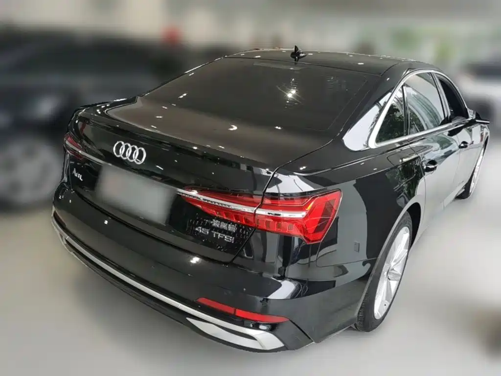 Audi A6L — миниатюра 10