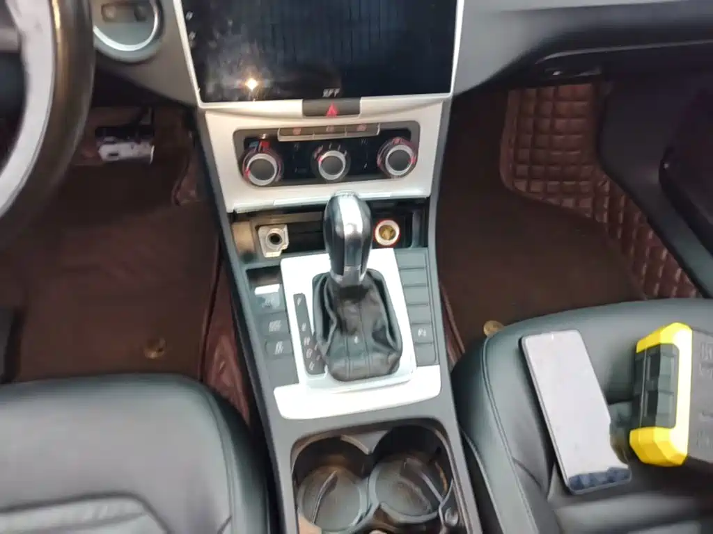 Volkswagen Magotan — миниатюра 14