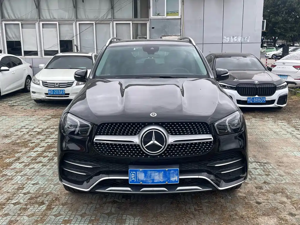 Mercedes-Benz GLE (Import) — миниатюра 2