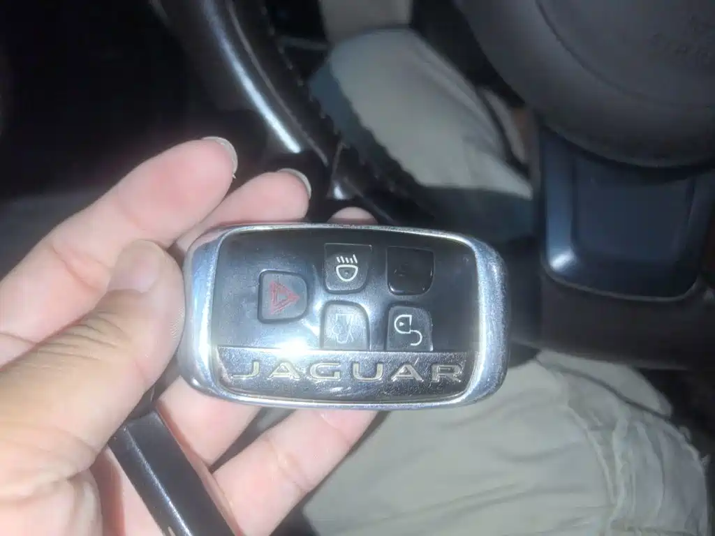Jaguar XFL — миниатюра 12