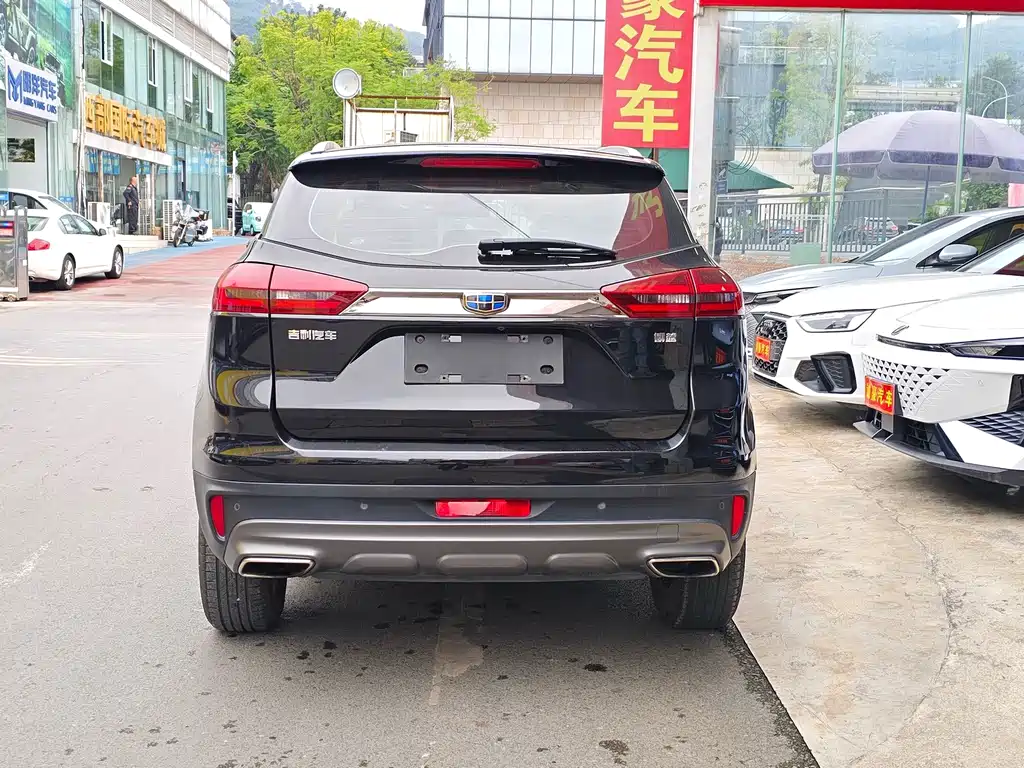 Geely Boyue — миниатюра 10