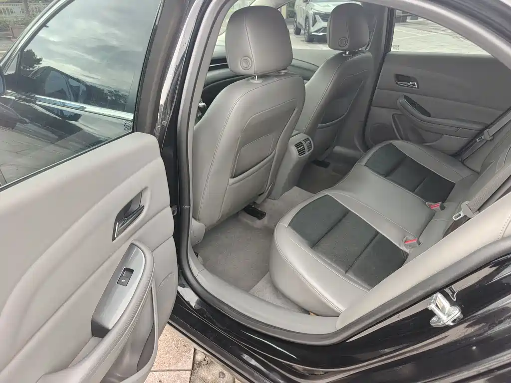 Chevrolet Malibu — миниатюра 9