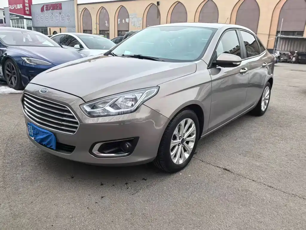 Ford Escort 2016