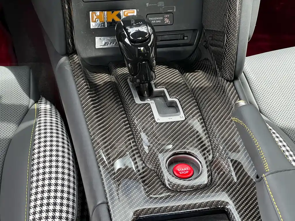 Nissan GT-R 3.8T Premium Edition, фото 17