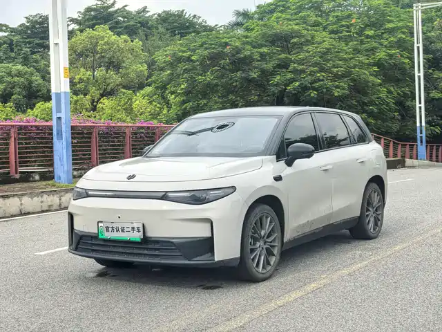 2025 Leapmotor C10