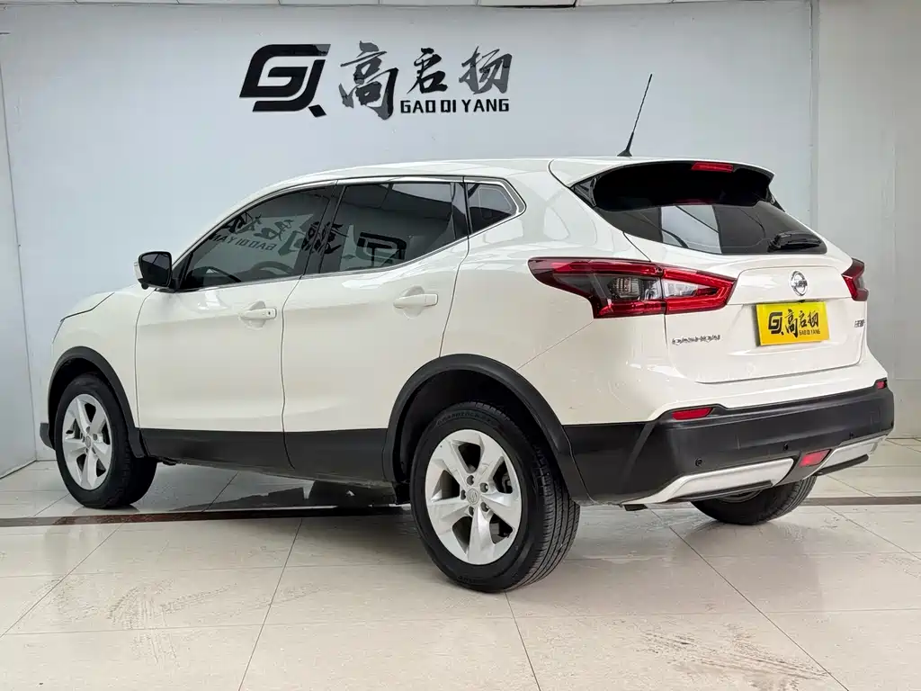 Nissan Qashqai — миниатюра 25