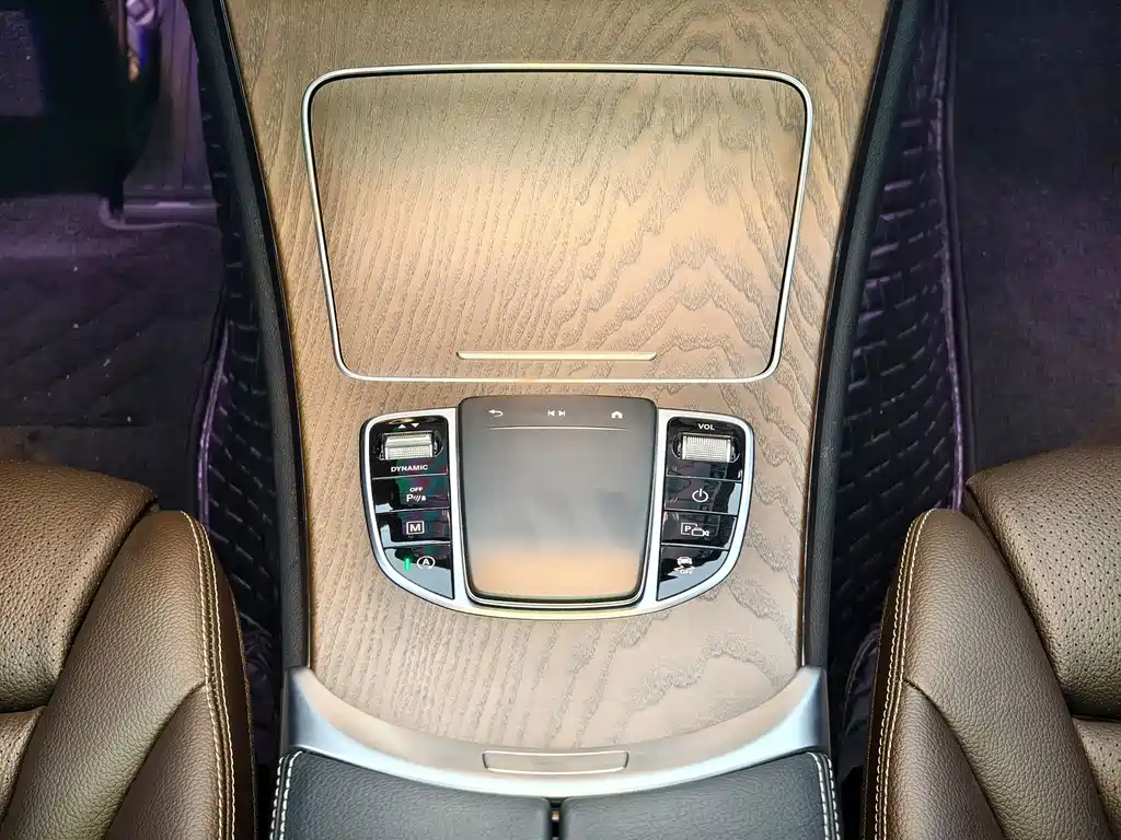 Mercedes-Benz GLC — миниатюра 14