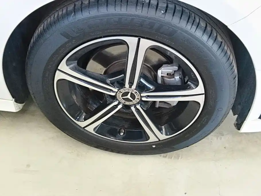 Mercedes-Benz A-Class — миниатюра 6
