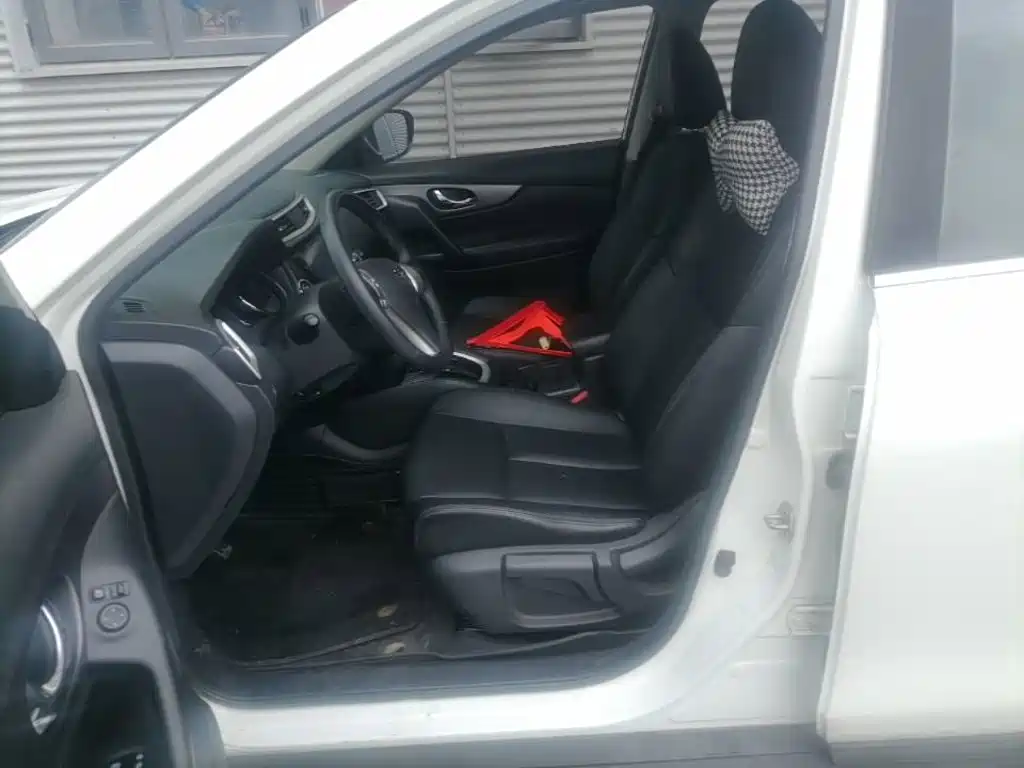 Nissan X-Trail — миниатюра 20