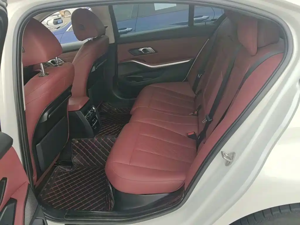 BMW 3 Series — миниатюра 17