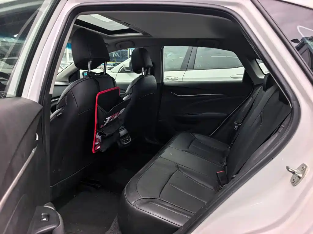 Buick Excelle — миниатюра 8