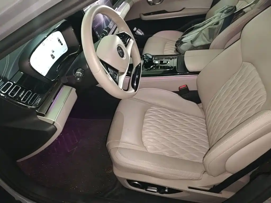 BYD Han — миниатюра 15