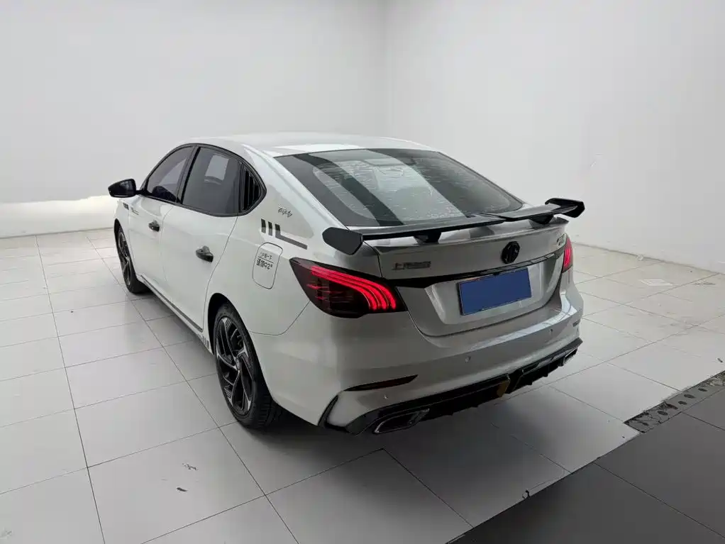MG MG6 — миниатюра 8