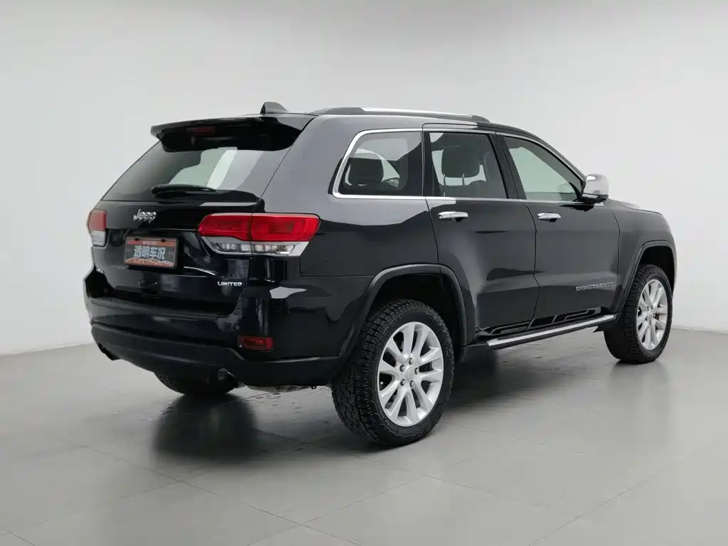 Jeep Grand Cherokee (Import) — миниатюра 2