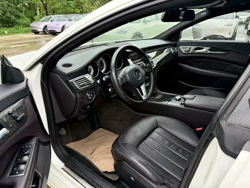 Mercedes-Benz CLS 2012 CLS 300 CGI
